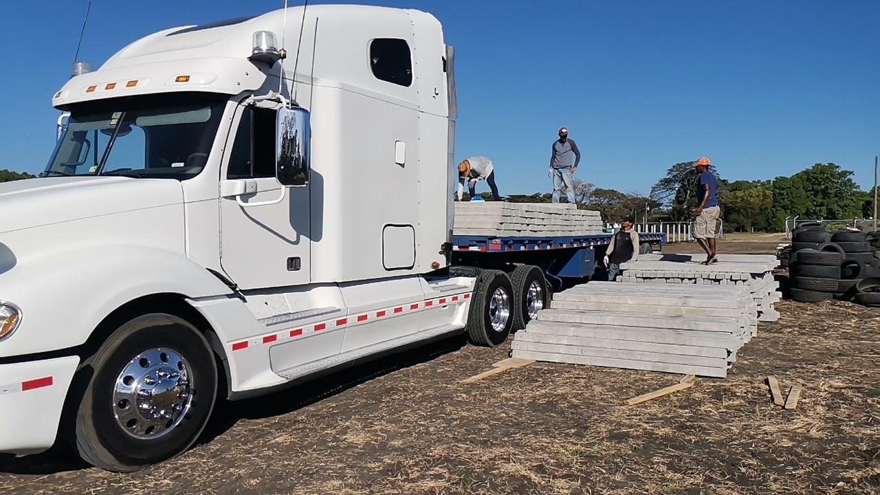 Imagen representativa de la empresa Postes Lara